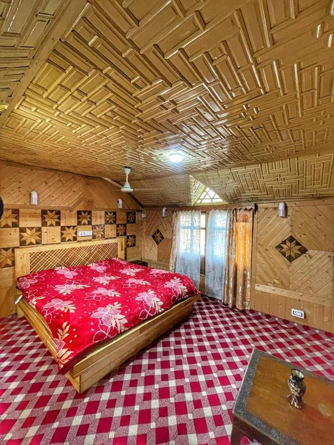 Lala Rulh Heritage Group Of Houseboats Сринагар Экстерьер фото
