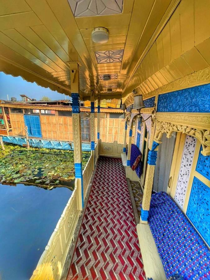 Lala Rulh Heritage Group Of Houseboats Сринагар Экстерьер фото