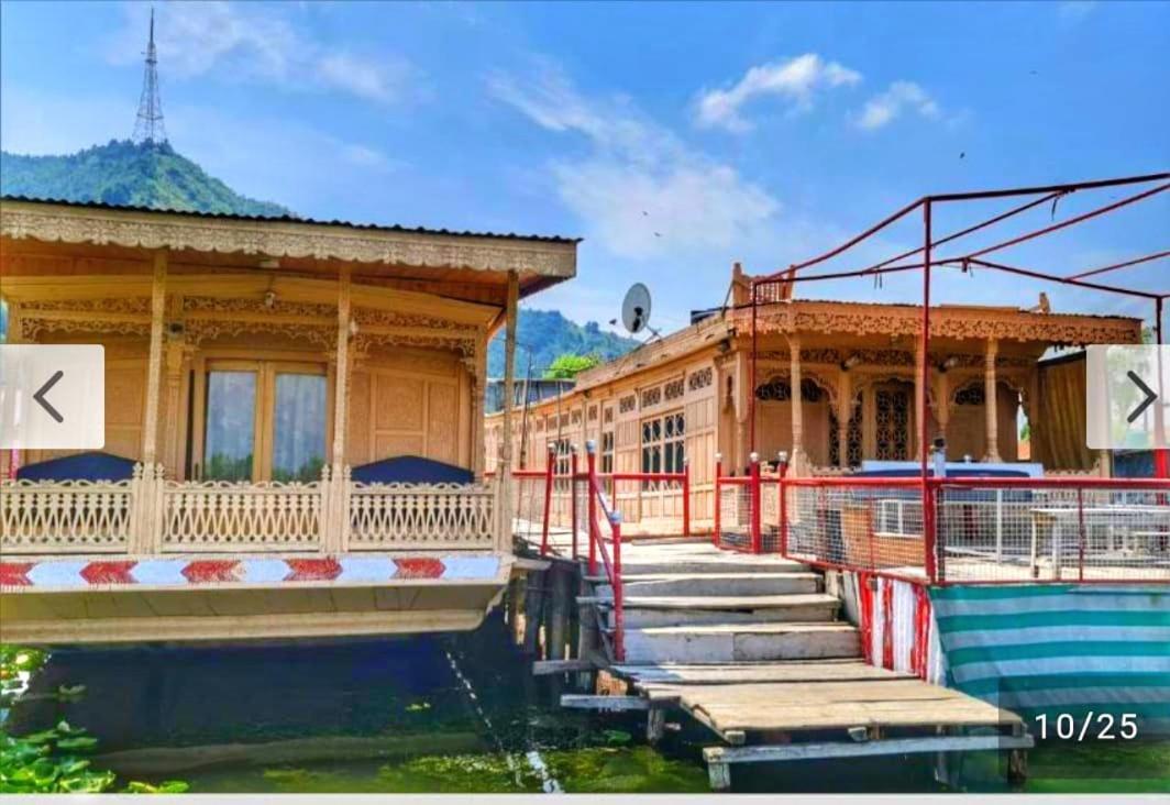 Lala Rulh Heritage Group Of Houseboats Сринагар Экстерьер фото