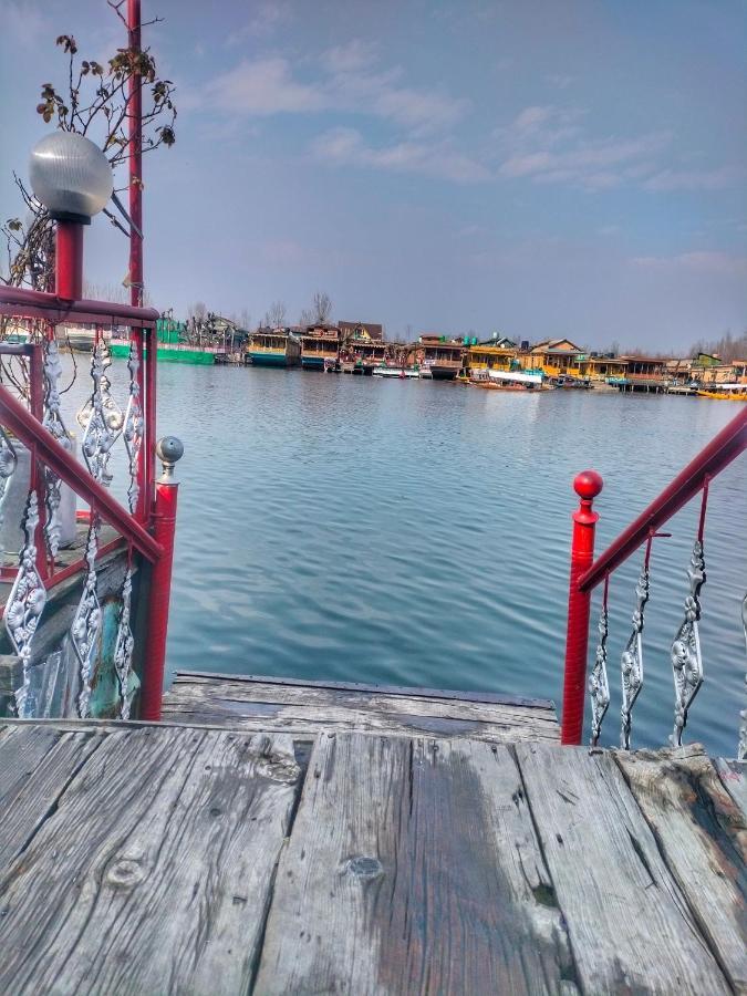 Lala Rulh Heritage Group Of Houseboats Сринагар Экстерьер фото