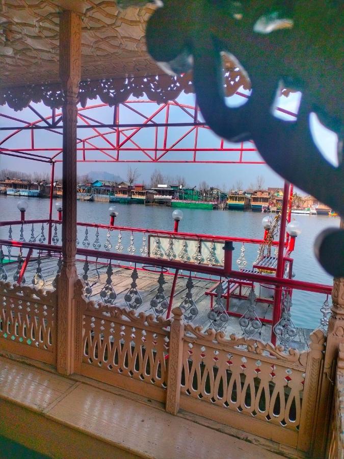 Lala Rulh Heritage Group Of Houseboats Сринагар Экстерьер фото